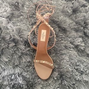 Beautiful valentino shoes